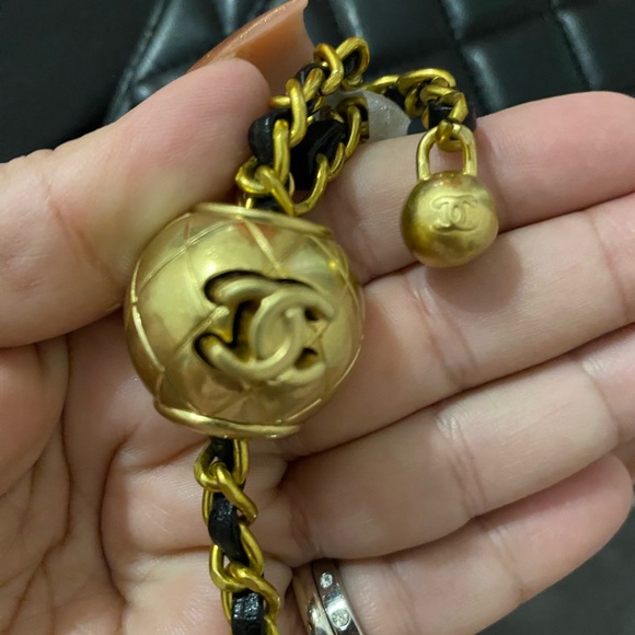 Fashion Elegant Black Quilted Pearl Crush Mini Crossbody with Gold Mono Accents - Picture 4 of 14